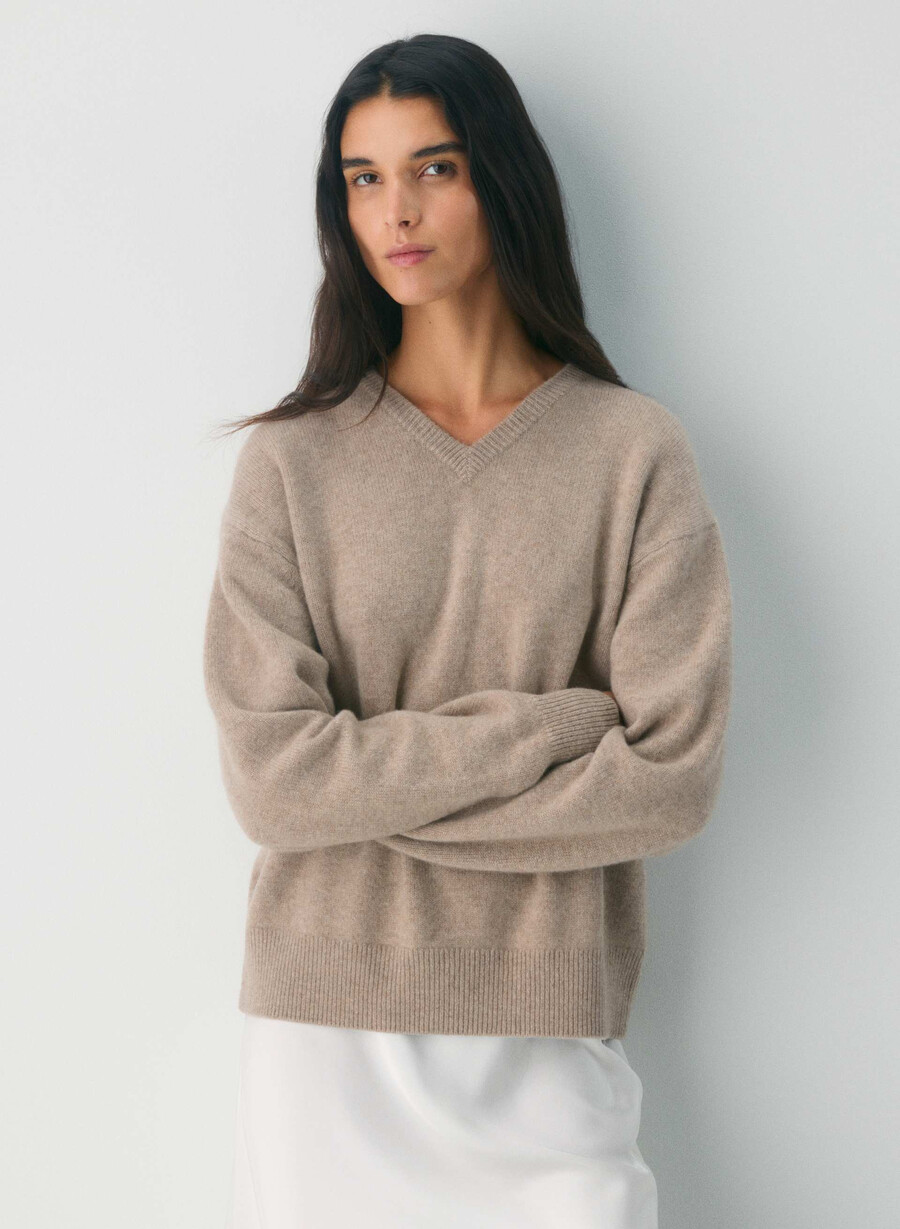 エッセンシャル カシミア リラックス vネック セーター アンダイド hthr nmd トープ