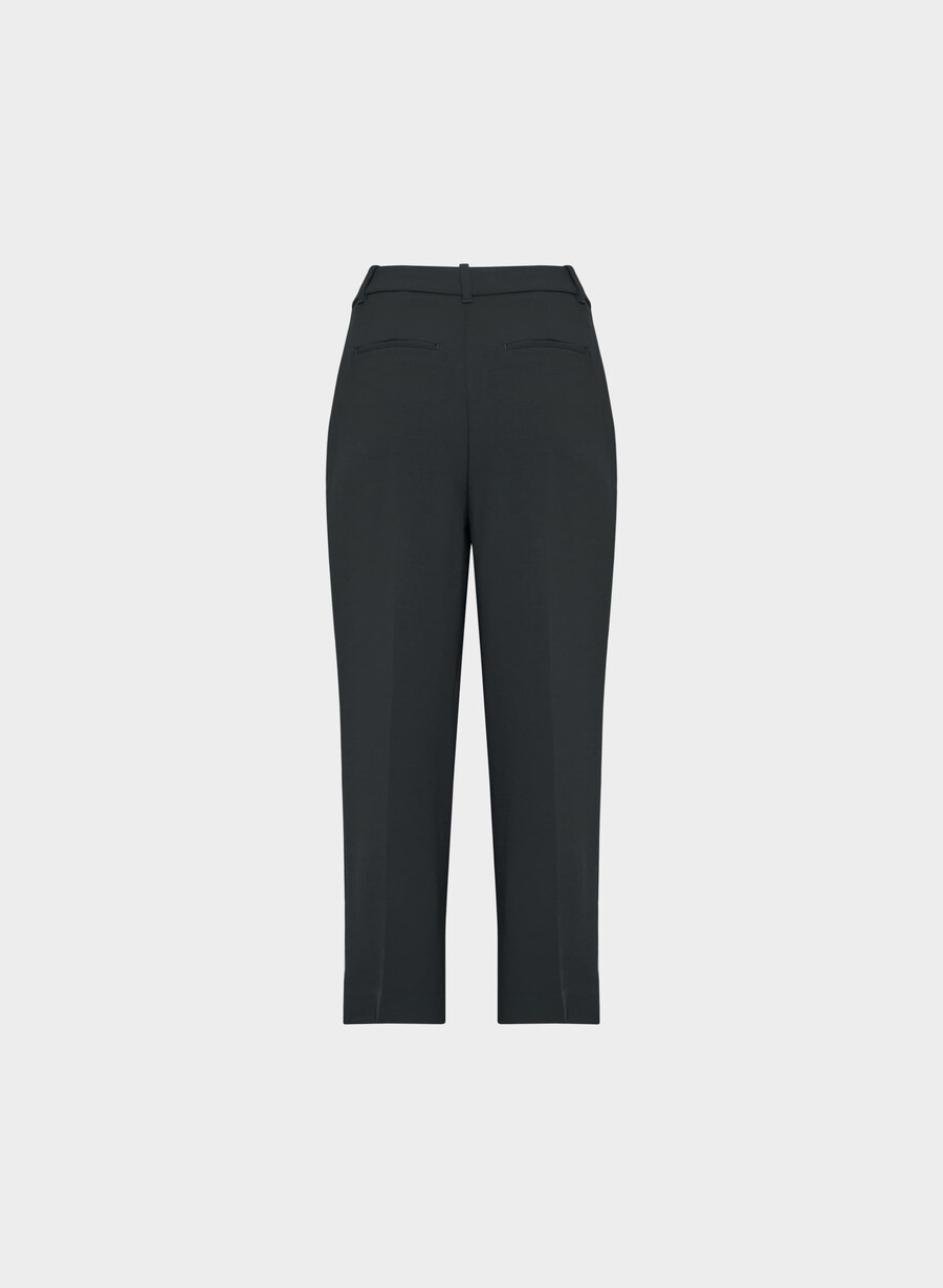 エフォートレスパンツ カーブフィット クロップドパンツ - クレペット ブラック