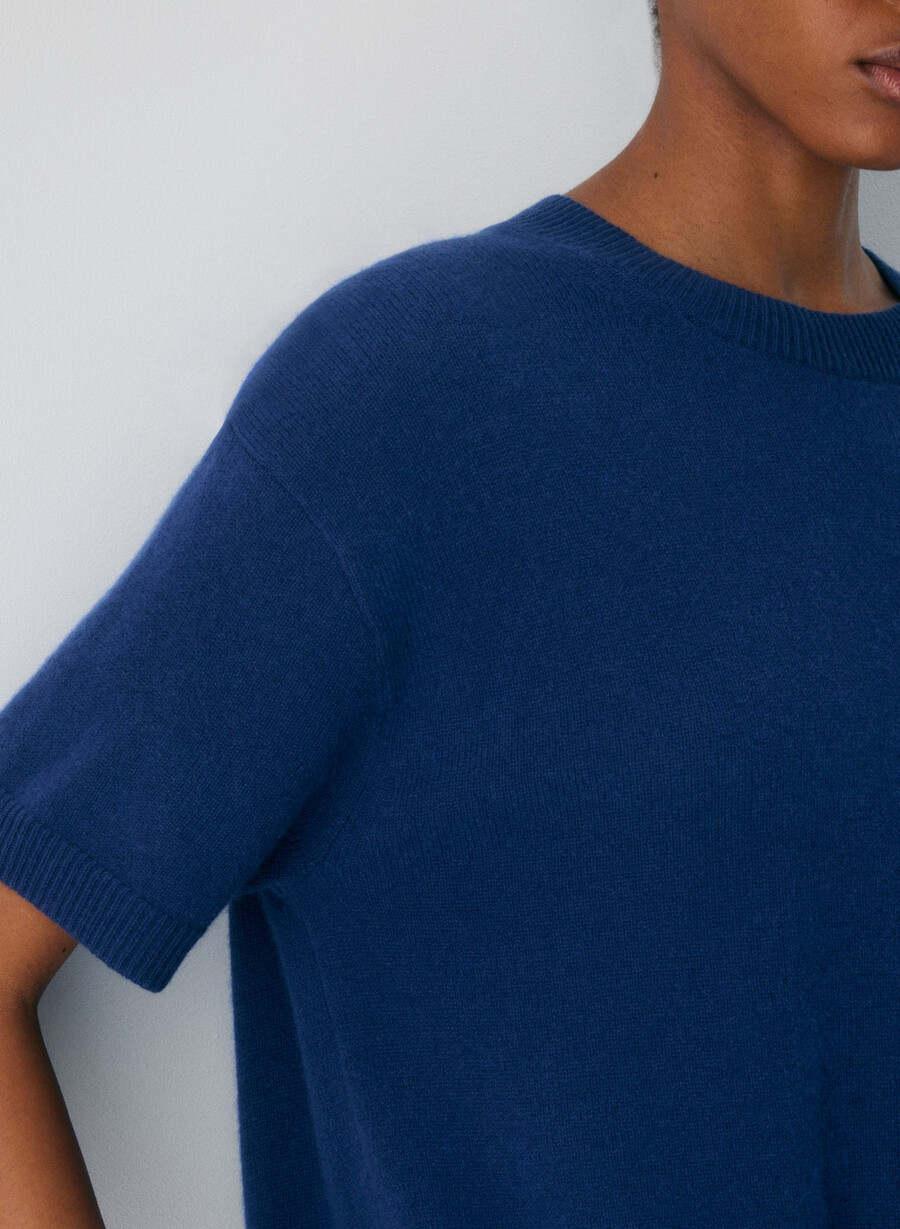 フェザーカシミア リラックス 半袖セーター byron blue