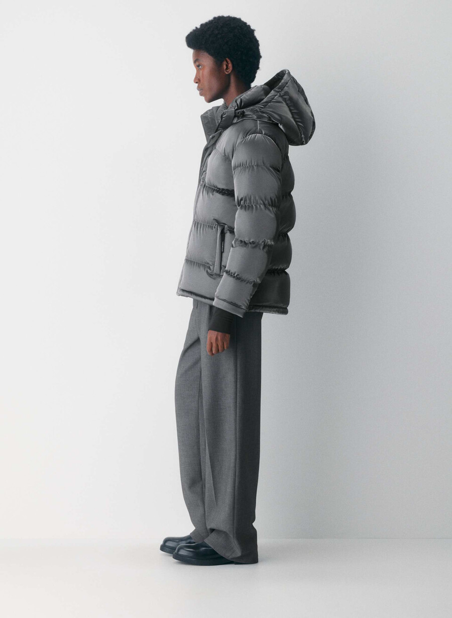 ザスーパーパフ リキッドシャイン コールグレー